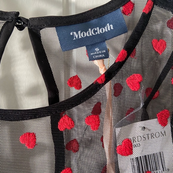 NWT ModCloth from Nordstrom Black & Red Heart Dress Size Small - Picture 9 of 13